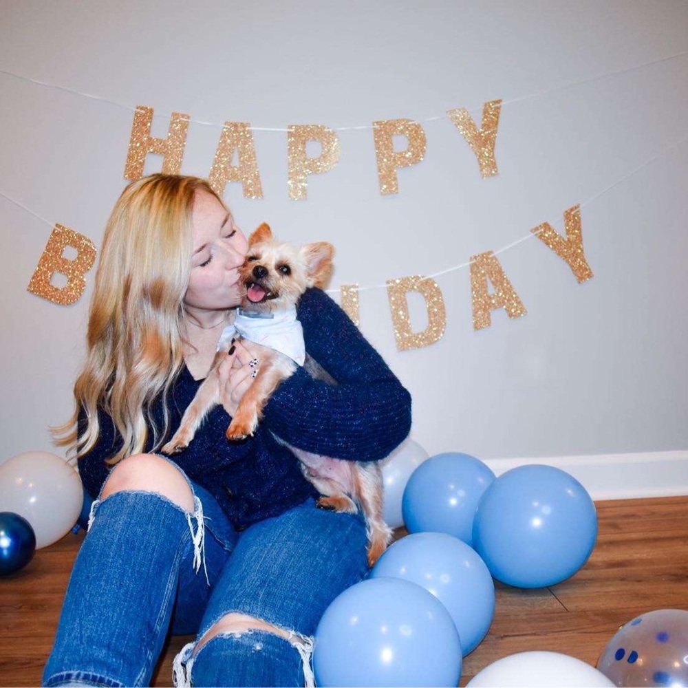 Meet your Posher, Crystal